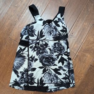 Lululemon GUC Women's Floral Black and White Tank Top Size 10